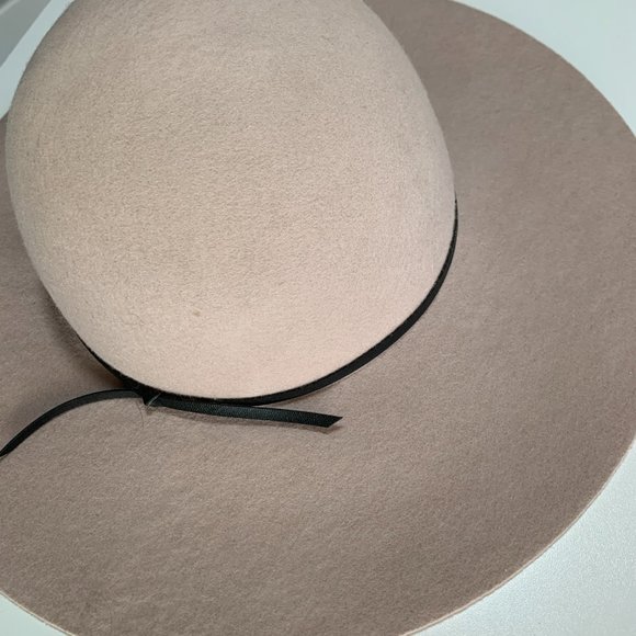 Ace of Something Wool Floppy Neutral Hat Black Tie - Picture 6 of 8